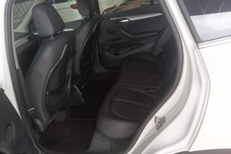Used BMW X1 2018 sDrive18Li Fashion Model Left Rear Seat