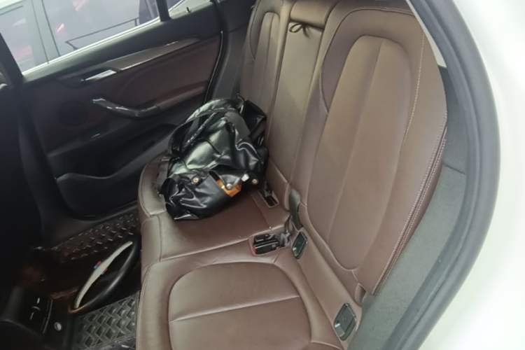Used BMW X1 2018 xDrive20Li Luxury Edition Left Rear Seat