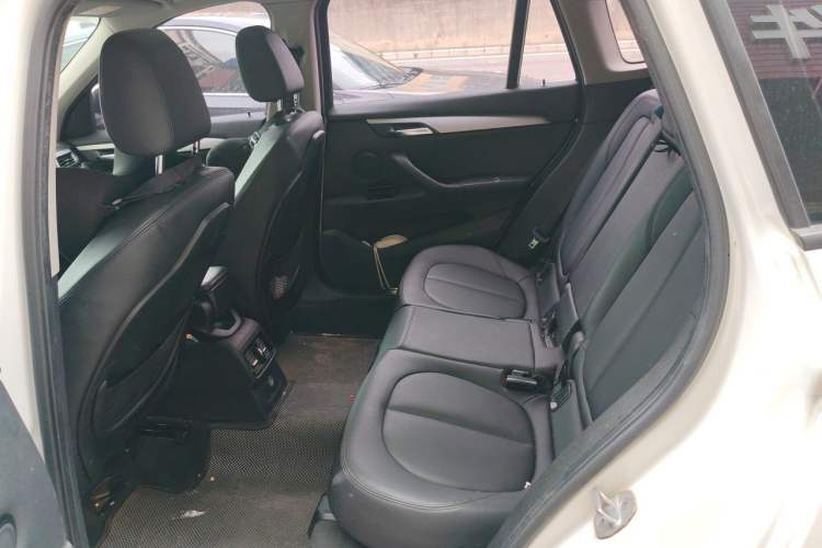 Used BMW X1 2018 sDrive18Li Fashion Model Left Rear Seat