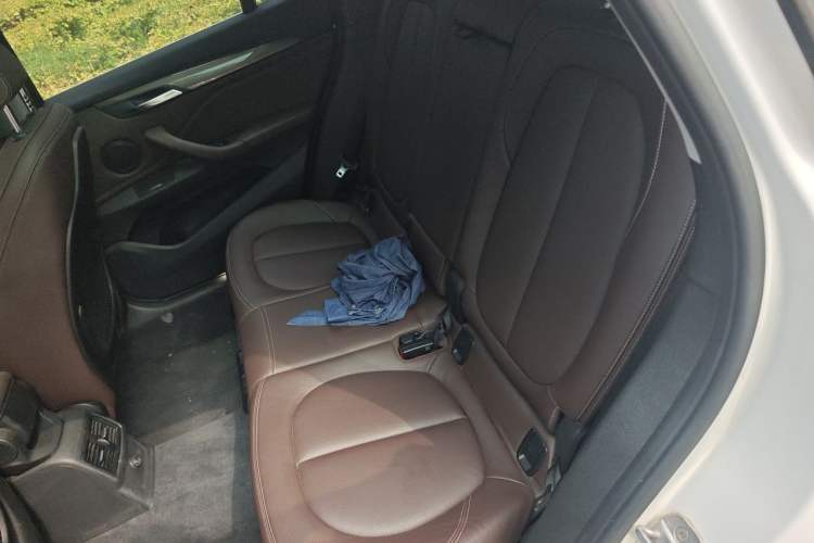 Used BMW X1 2018 xDrive20Li Luxury Edition Left Rear Seat