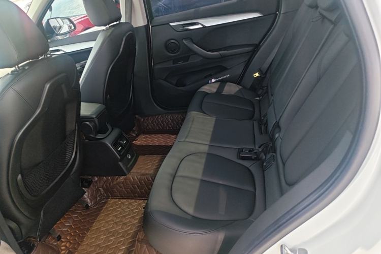 Used BMW X1 2018 sDrive18Li Fashion Model Left Rear Seat