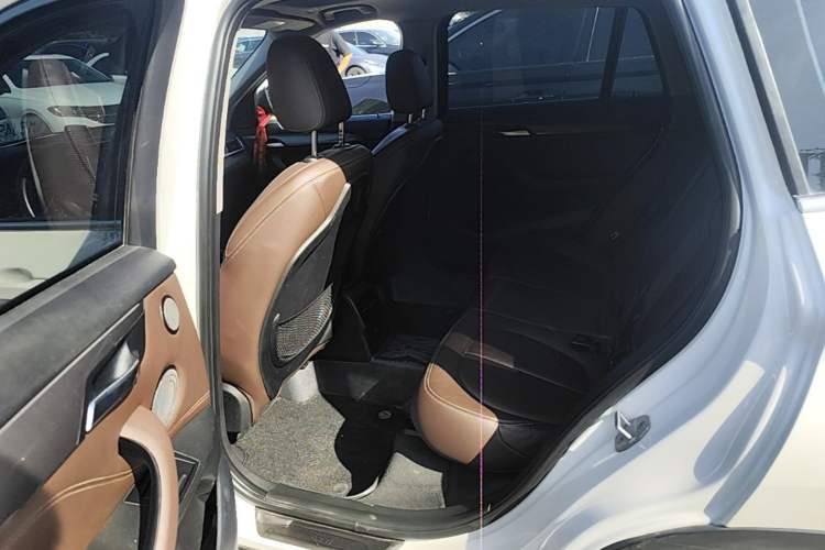 Used BMW X1 2018 xDrive20Li Luxury Model Left Rear Seat