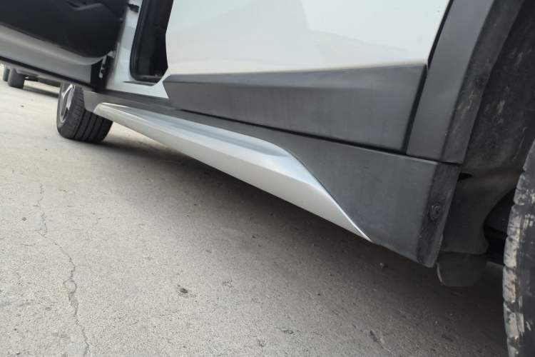 Used BMW X1 2018 sDrive18Li Luxury Model Left Side Sill