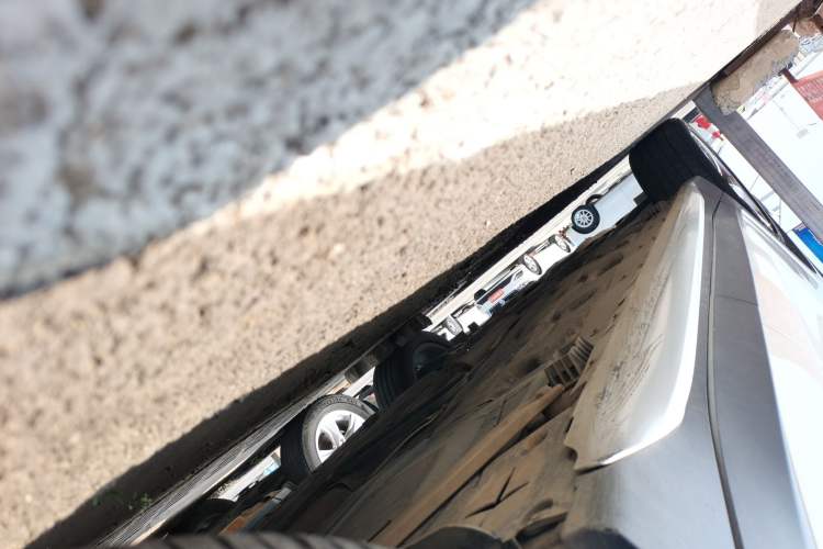 Used BMW X1 2018 sDrive18Li Luxury Model Left Side Sill