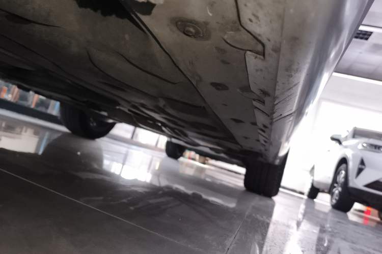 Used BMW X1 2018 xDrive20Li Luxury Edition Left Side Sill