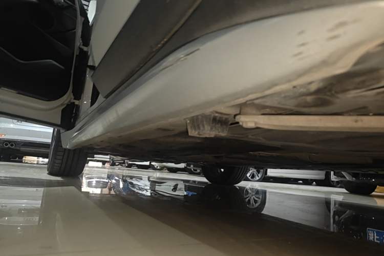 Used BMW X1 2018 sDrive18Li Luxury Model Left Side Sill