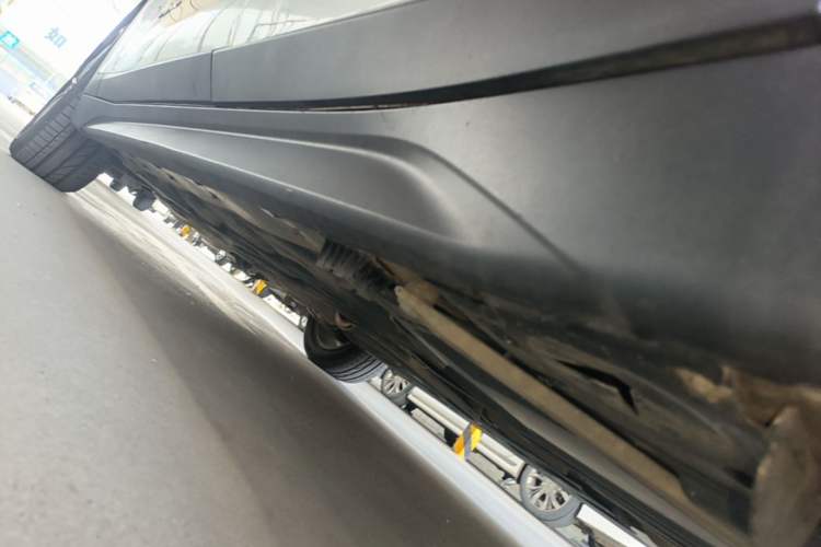Used BMW X1 2018 sDrive18Li Fashion Model Left Side Sill