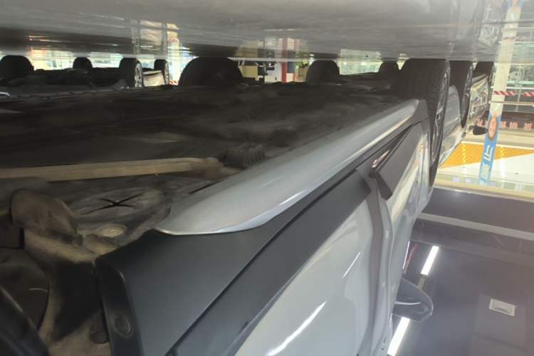 Used BMW X1 2018 xDrive20Li Luxury Edition Left Side Sill