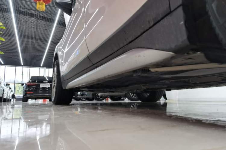 Used BMW X1 2018 sDrive18Li Luxury Model Left Side Sill