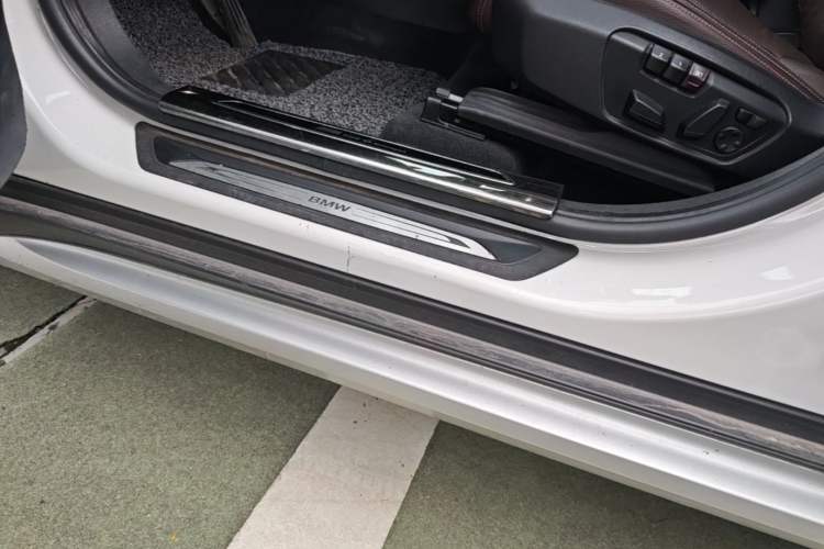 Used BMW X1 2018 xDrive20Li Luxury Model Left Side Sill