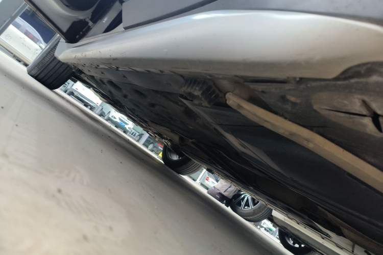 Used BMW X1 2018 sDrive18Li Luxury Model Left Side Sill