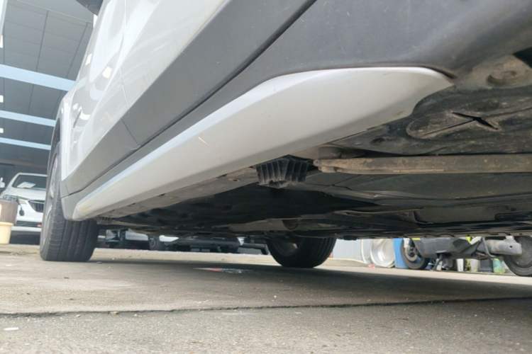 Used BMW X1 2018 sDrive18Li Luxury Model Left Side Sill