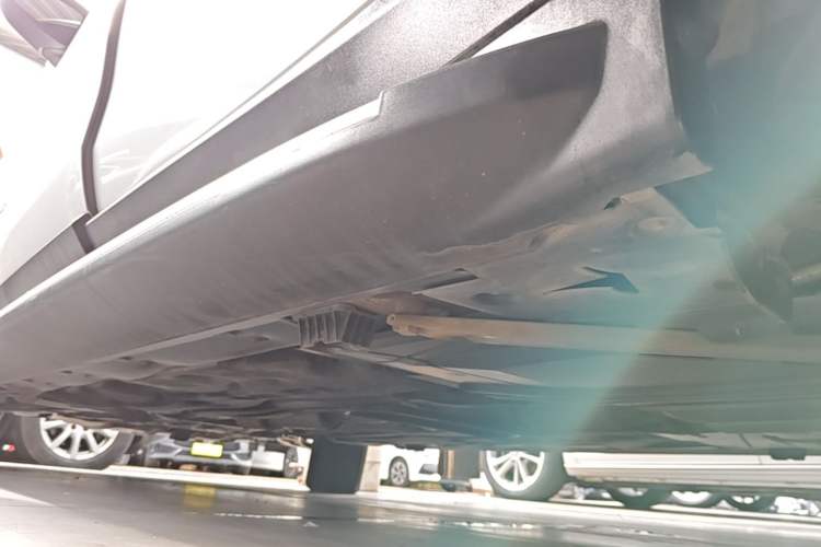 Used BMW X1 2018 sDrive20Li Leading Model Left Side Sill