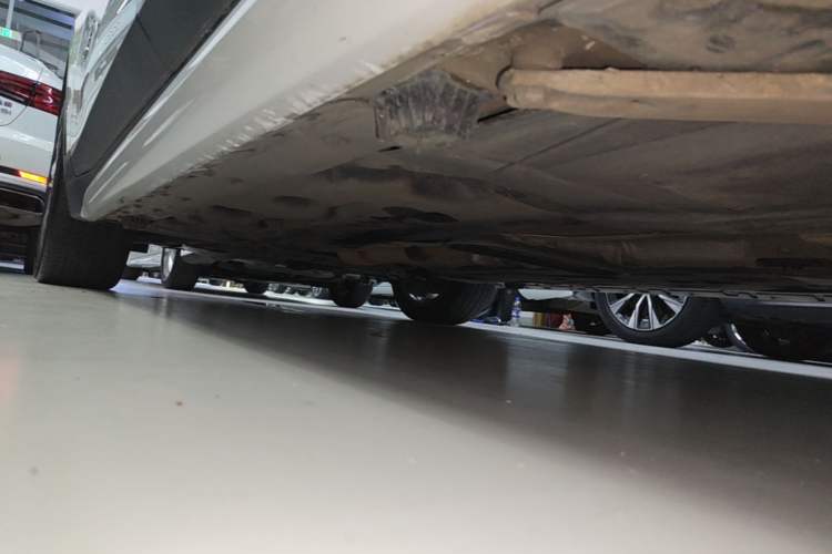 Used BMW X1 2018 xDrive20Li Luxury Edition Left Side Sill