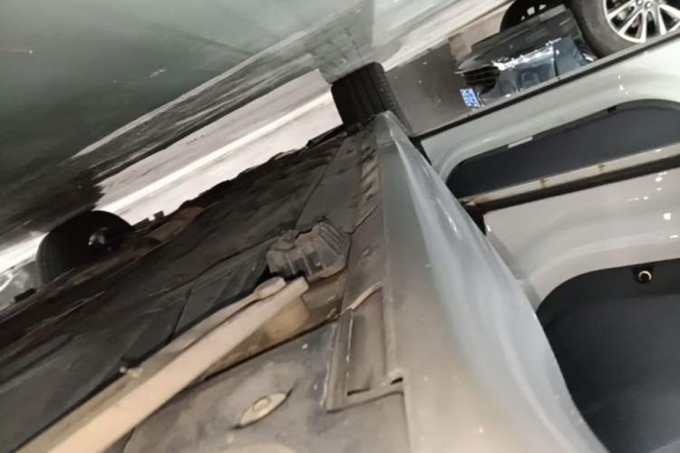 Used BMW X1 2018 xDrive20Li Luxury Edition Left Side Sill
