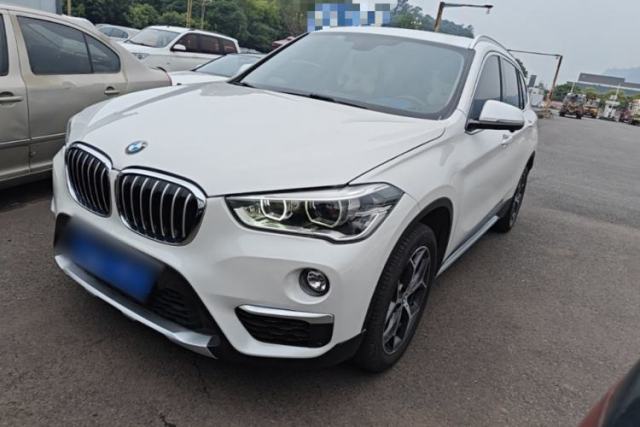 Ojetý BMW X1 2018 sDrive18Li Luxury Model