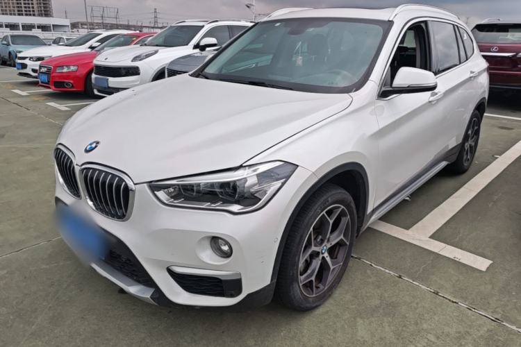 Used BMW X1 2018 xDrive20Li Luxury Model Guazi used car, China used car export, Used car for sale, Used cars, Cheapest cars for sale