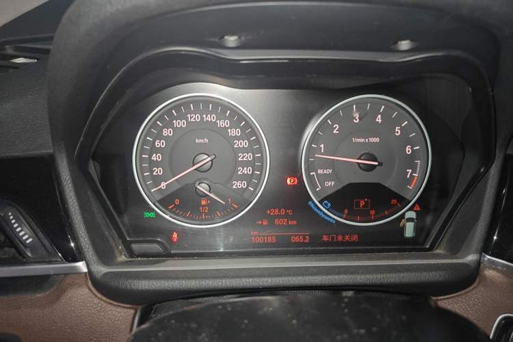Used BMW X1 2018 xDrive20Li Luxury Model Odometer Close Up