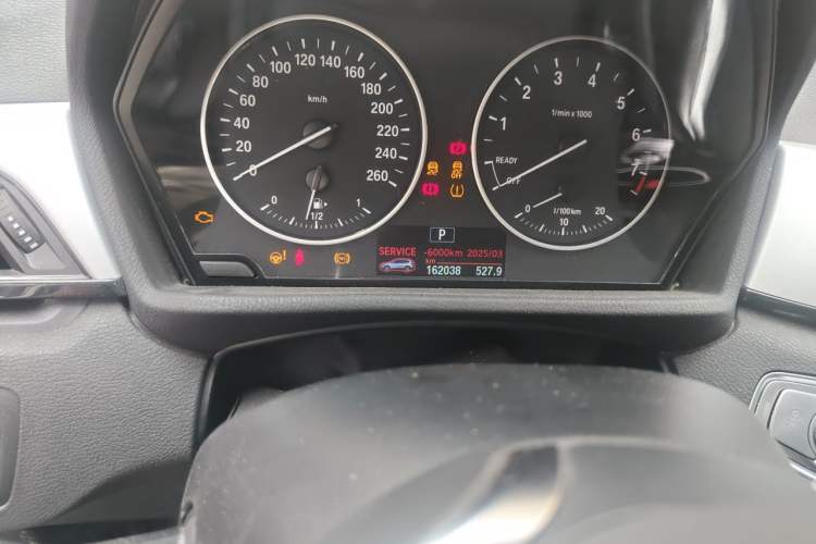 Used BMW X1 2018 sDrive20Li Leading Model Odometer Close Up