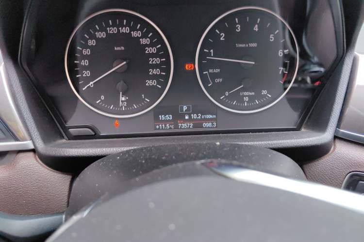 Used BMW X1 2018 xDrive20Li Luxury Edition Odometer Close Up