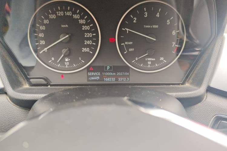 Used BMW X1 2018 sDrive18Li Fashion Model Odometer Close Up