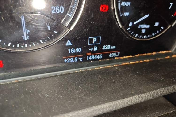 Used BMW X1 2018 sDrive18Li Fashion Model Odometer Close Up