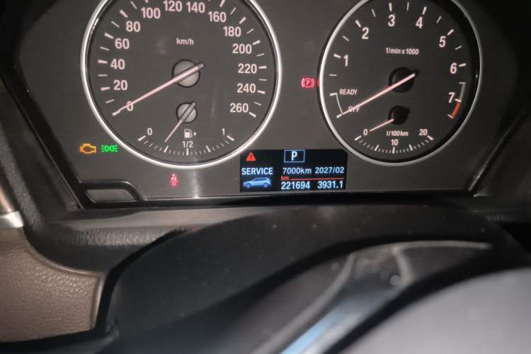 Used BMW X1 2018 xDrive20Li Luxury Edition Odometer Close Up