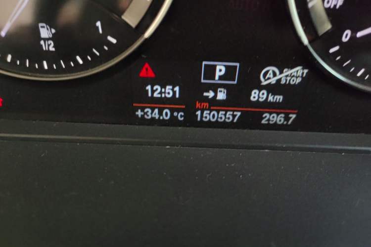 Used BMW X1 2018 sDrive18Li Fashion Model Odometer Close Up
