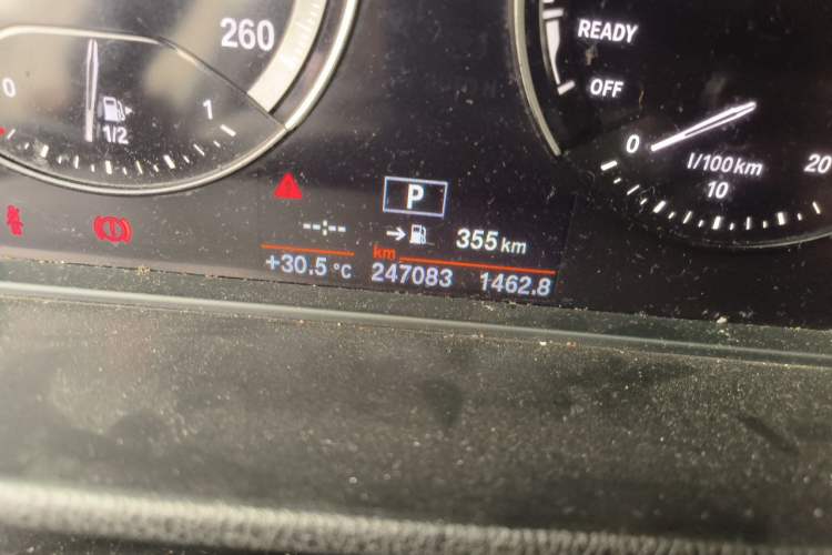 Used BMW X1 2018 sDrive18Li Luxury Model Odometer Close Up