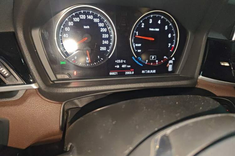 Used BMW X1 2018 xDrive20Li Luxury Model Odometer Close Up