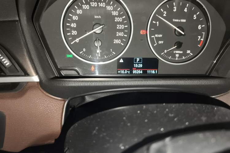 Used BMW X1 2018 sDrive18Li Luxury Model Odometer Close Up