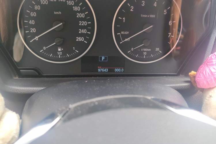 Used BMW X1 2018 sDrive18Li Luxury Model Odometer Close Up