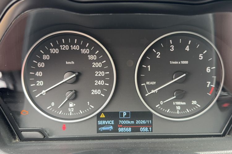 Used BMW X1 2018 xDrive20Li Luxury Edition Odometer Close Up