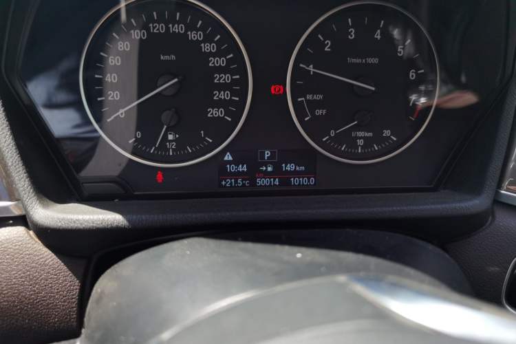 Used BMW X1 2018 sDrive18Li Luxury Model Odometer Close Up