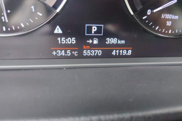Used BMW X1 2018 sDrive18Li Luxury Model Odometer Close Up