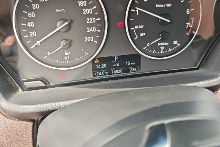Used BMW X1 2018 sDrive18Li Luxury Model Odometer Close Up
