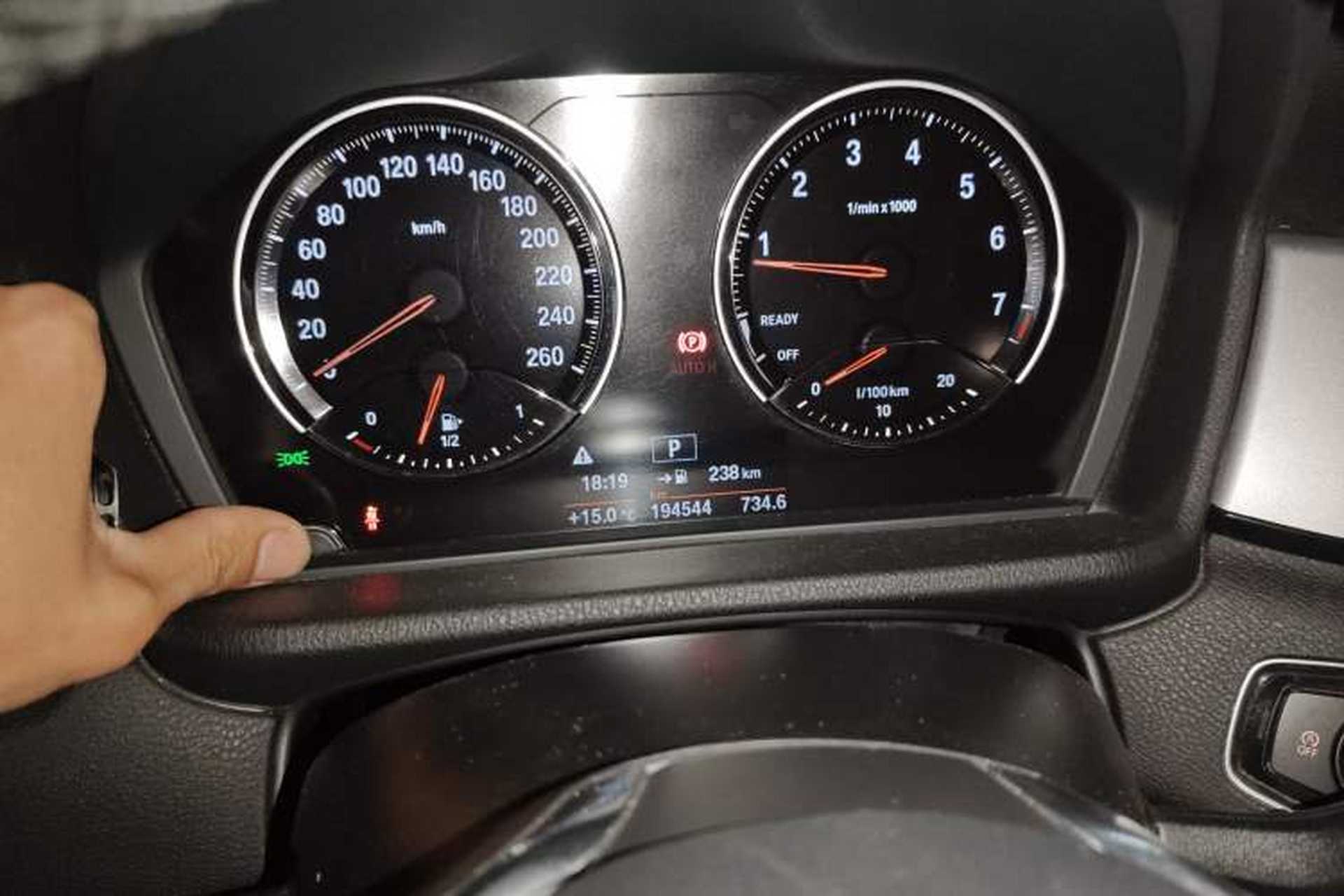 Used BMW X1 2018 sDrive20Li Leading Model Odometer Close Up