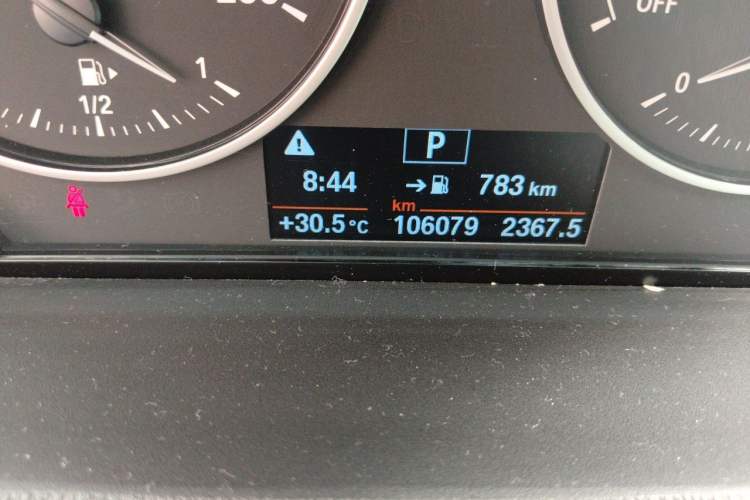 Used BMW X1 2018 sDrive18Li Luxury Model Odometer Close Up