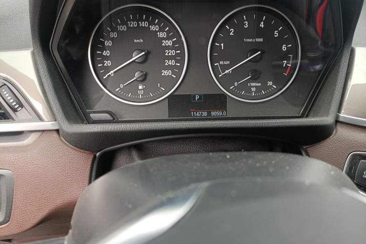 Used BMW X1 2018 sDrive18Li Luxury Model Odometer Close Up