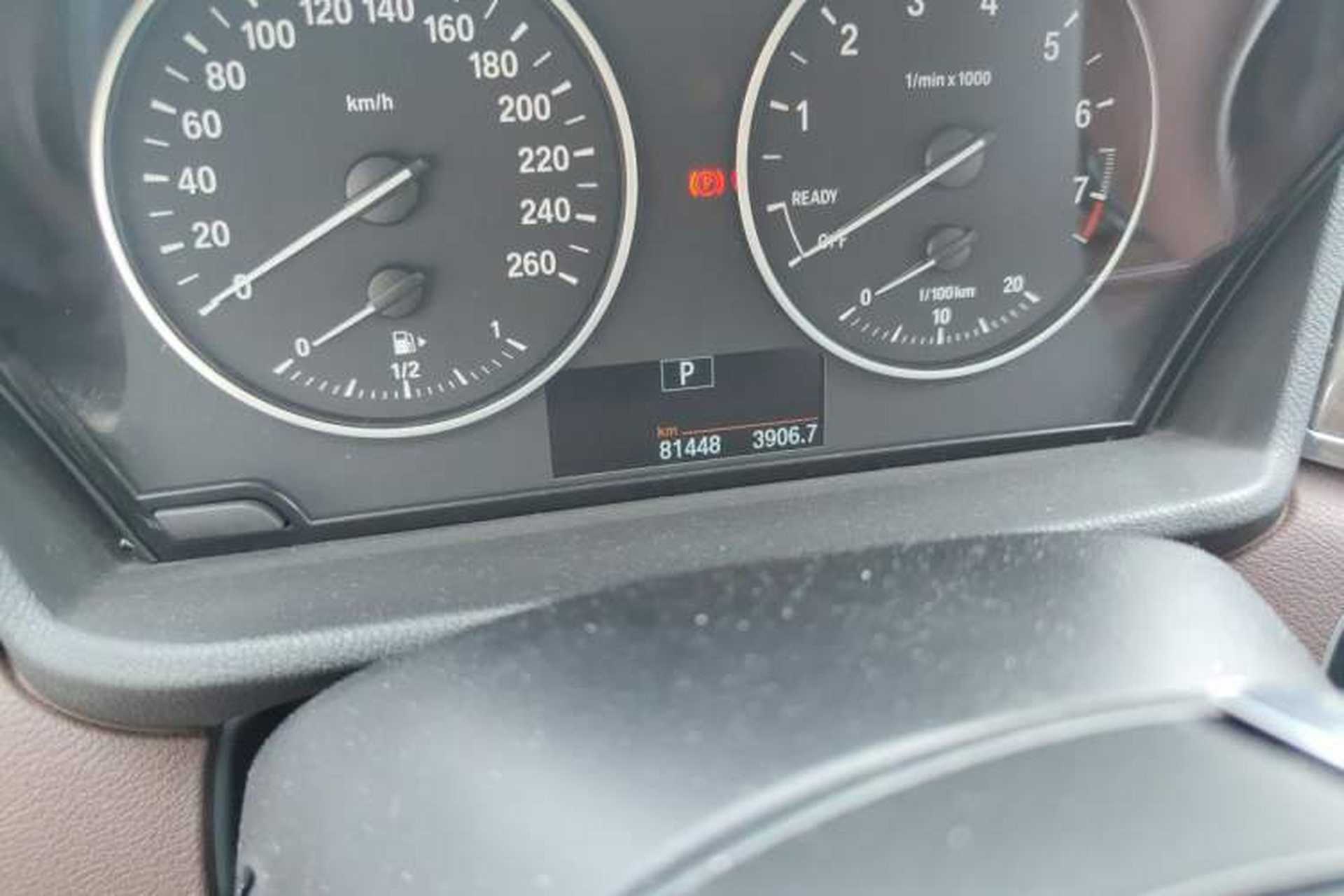 Used BMW X1 2018 xDrive20Li Luxury Edition Odometer Close Up