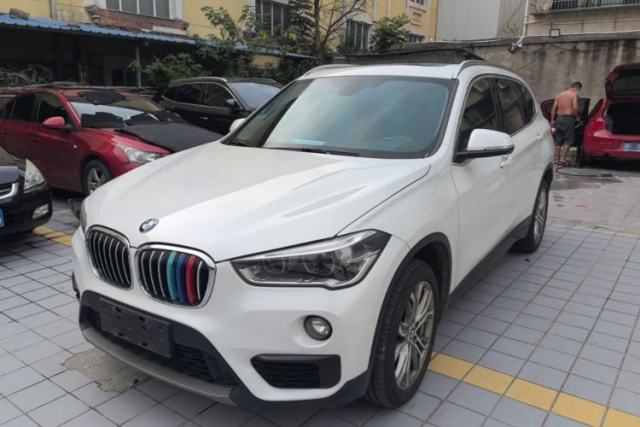 BMW X1 2018 sDrive20Li Leading Model с пробегом