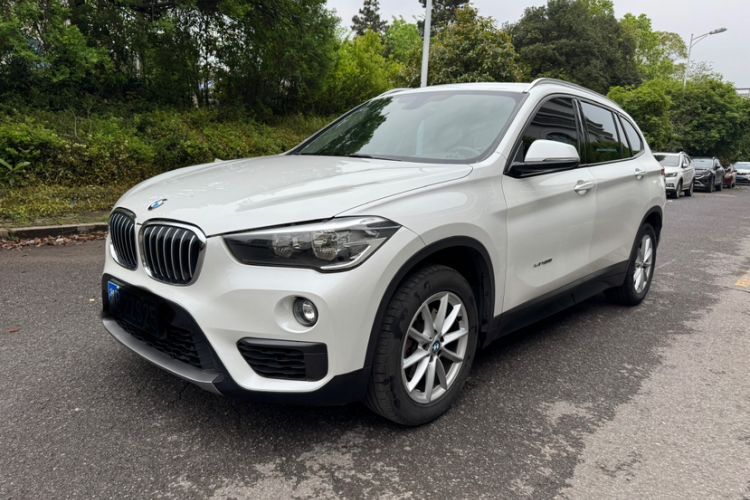Używany BMW X1 2018 sDrive18Li Fashion Model Guazi used car, China used car export, Used car for sale, Used cars, Cheapest cars for sale