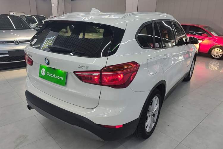 Used BMW X1 2018 sDrive18Li Fashion Model Rear Right 45 Deg