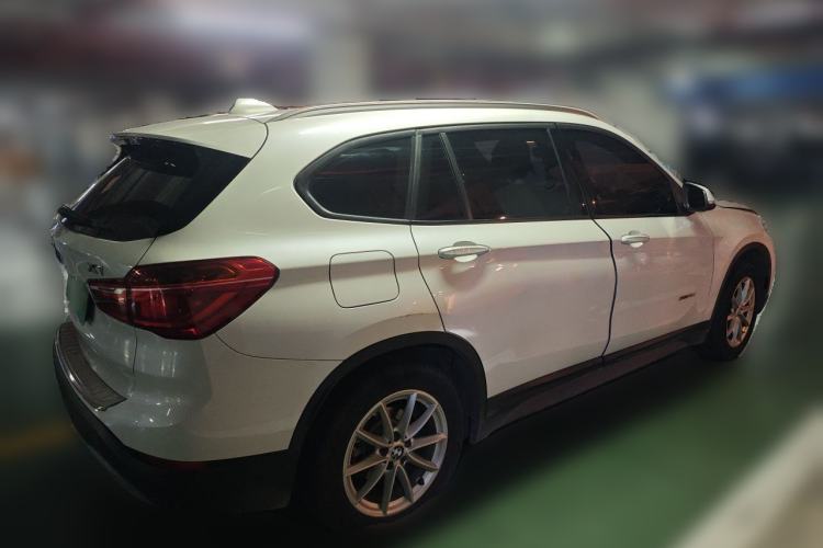 Used BMW X1 2018 sDrive18Li Fashion Model Rear Right 45 Deg