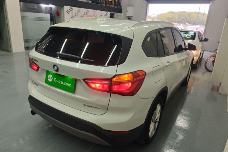 Used BMW X1 2018 sDrive18Li Fashion Model Rear Right 45 Deg