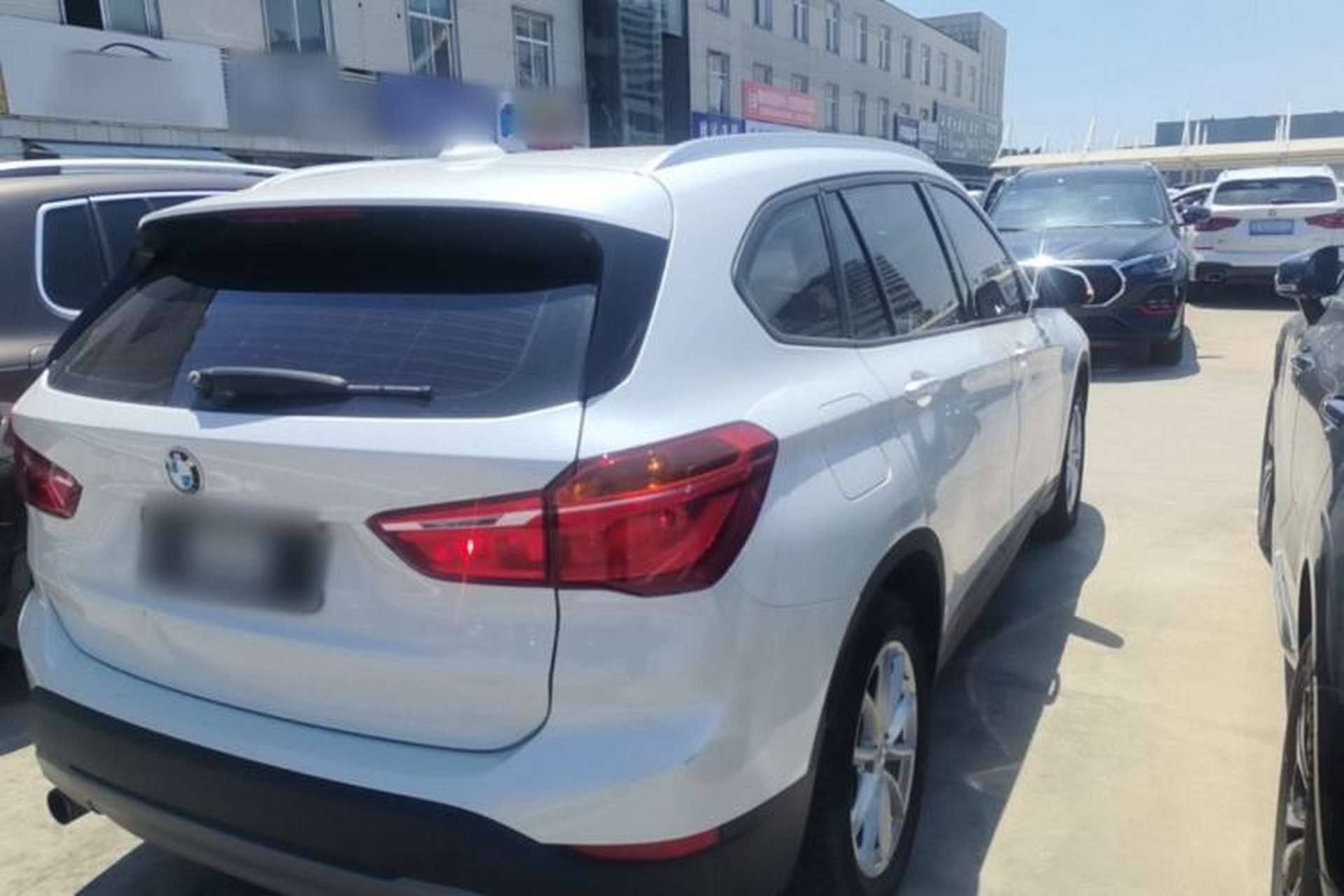 Used BMW X1 2018 sDrive18Li Fashion Model Rear Right 45 Deg