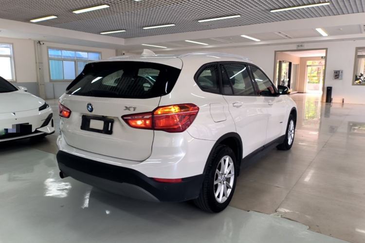Used BMW X1 2018 sDrive18Li Fashion Model Rear Right 45 Deg