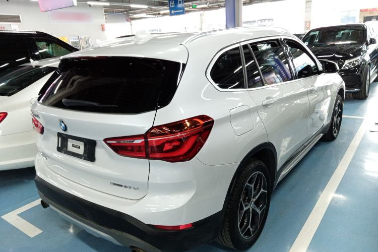 Used BMW X1 2018 xDrive20Li Luxury Edition Rear Right 45 Deg