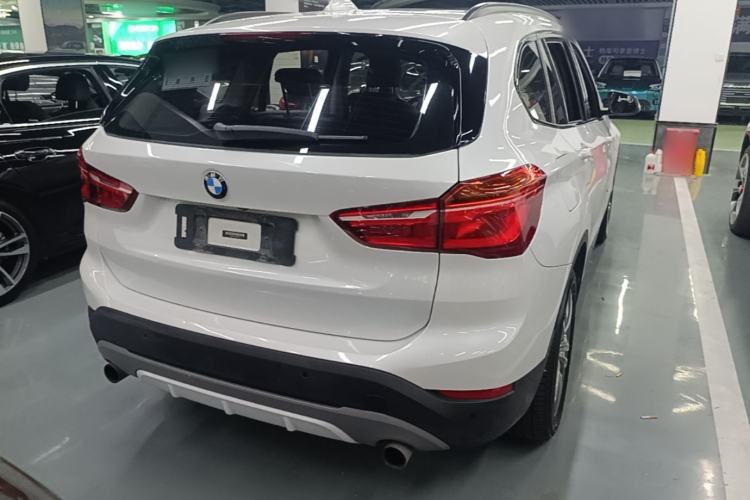 Used BMW X1 2018 xDrive20Li Luxury Edition Rear Right 45 Deg