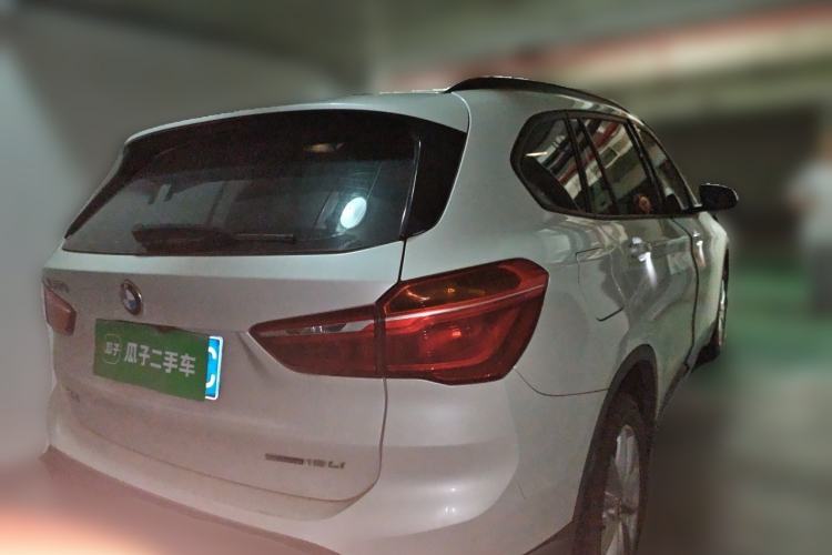 Used BMW X1 2018 sDrive18Li Fashion Model Rear Right 45 Deg